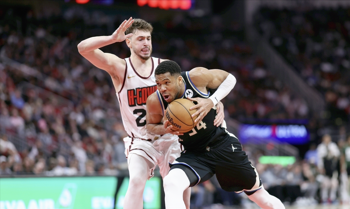 关于雄鹿B队险胜篮网B队，丹尼·格林制霸全场的信息