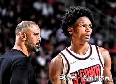 关于雄鹿B队险胜篮网B队，丹尼·格林制霸全场的信息