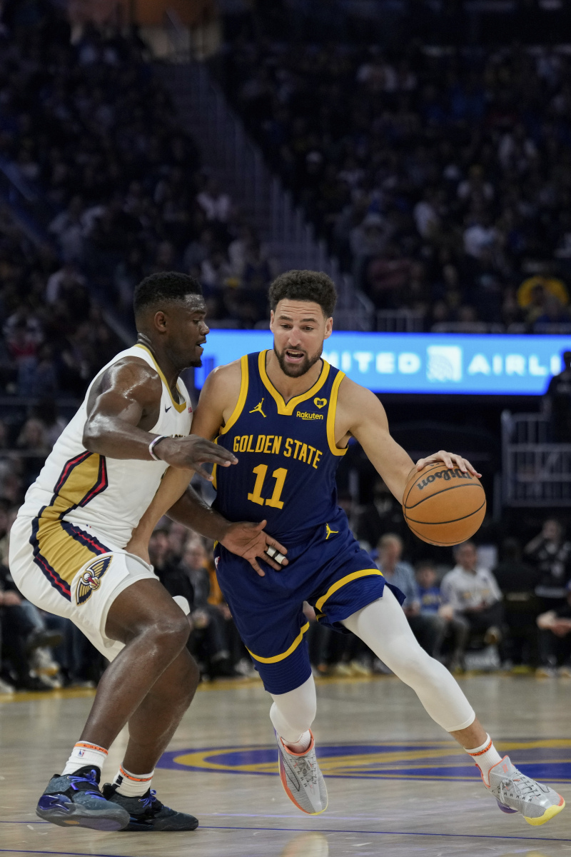 勇士大胜开拓者，格林表现抢眼获赞的简单介绍