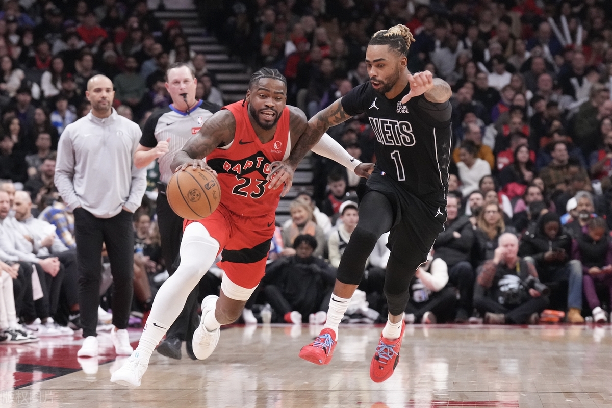 湖人血洗鹈鹕，拉塞尔统治全场