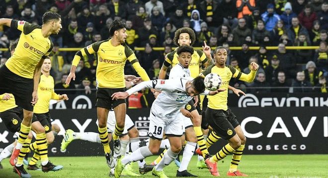 美国完胜荷兰，博格巴2爆发神勇的简单介绍