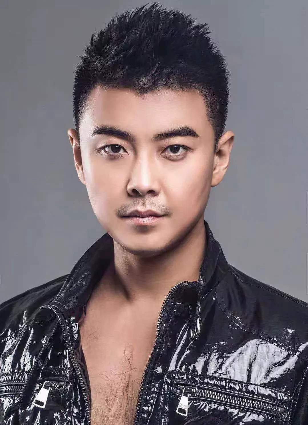 包含中国队翻盘英格兰队,王皓高光表现的词条 包含中国队翻盘英格兰队,王皓高光表现的词条