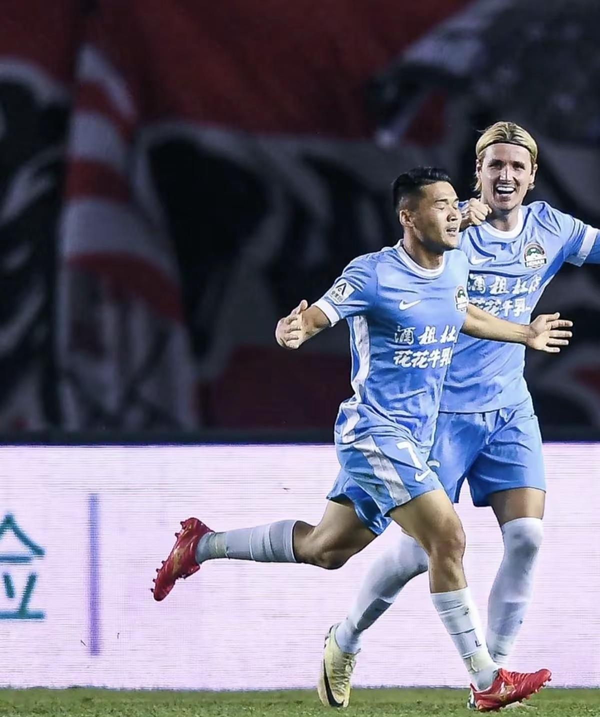 北京国安客场战胜河南建业，保持不败纪录