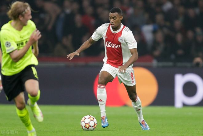 阿姆斯特丹阿贾克斯客场失利，欧国界赛不顺的简单介绍