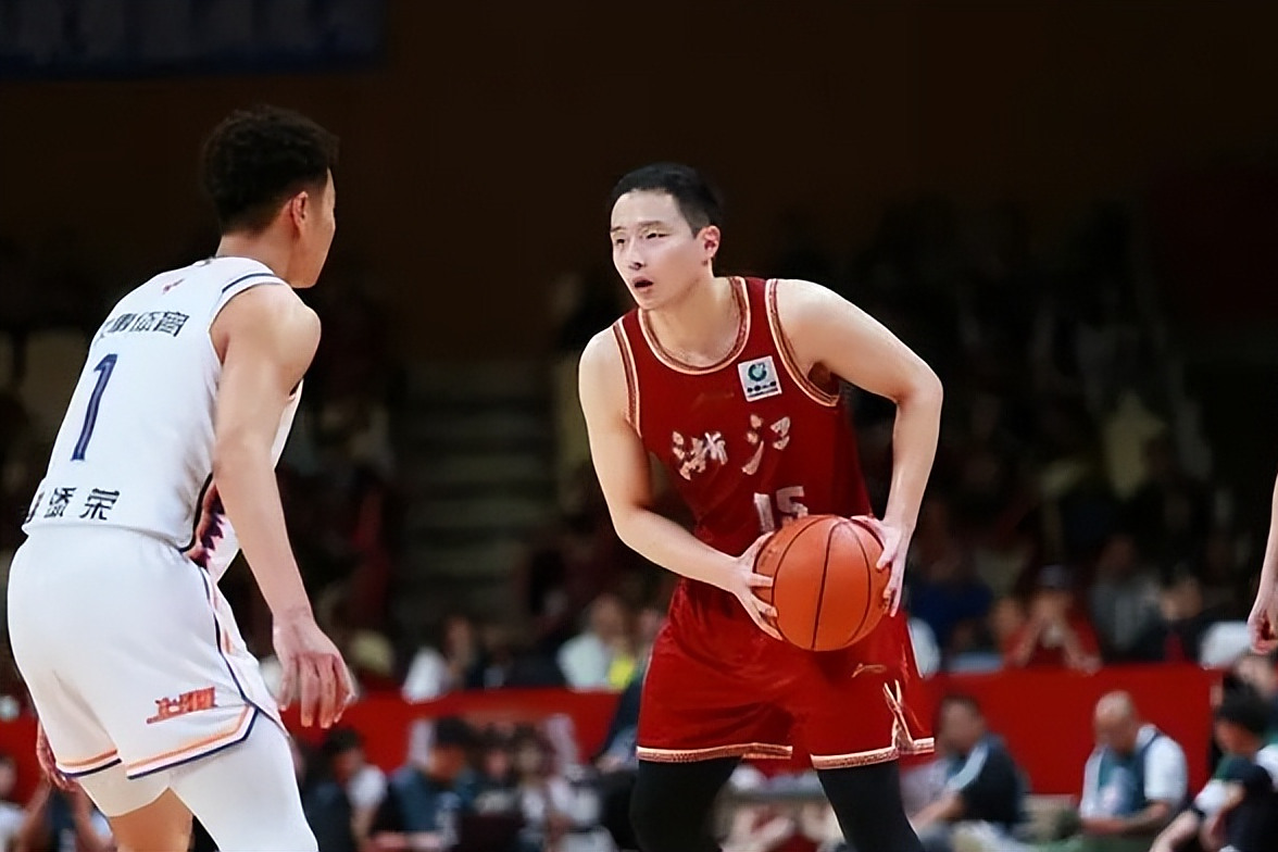 开云体育-湖南男篮遭遇困境，需要调整战术