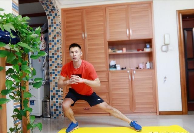 包含挑战世界纪录！张成龙夺得男子体操冠军的词条