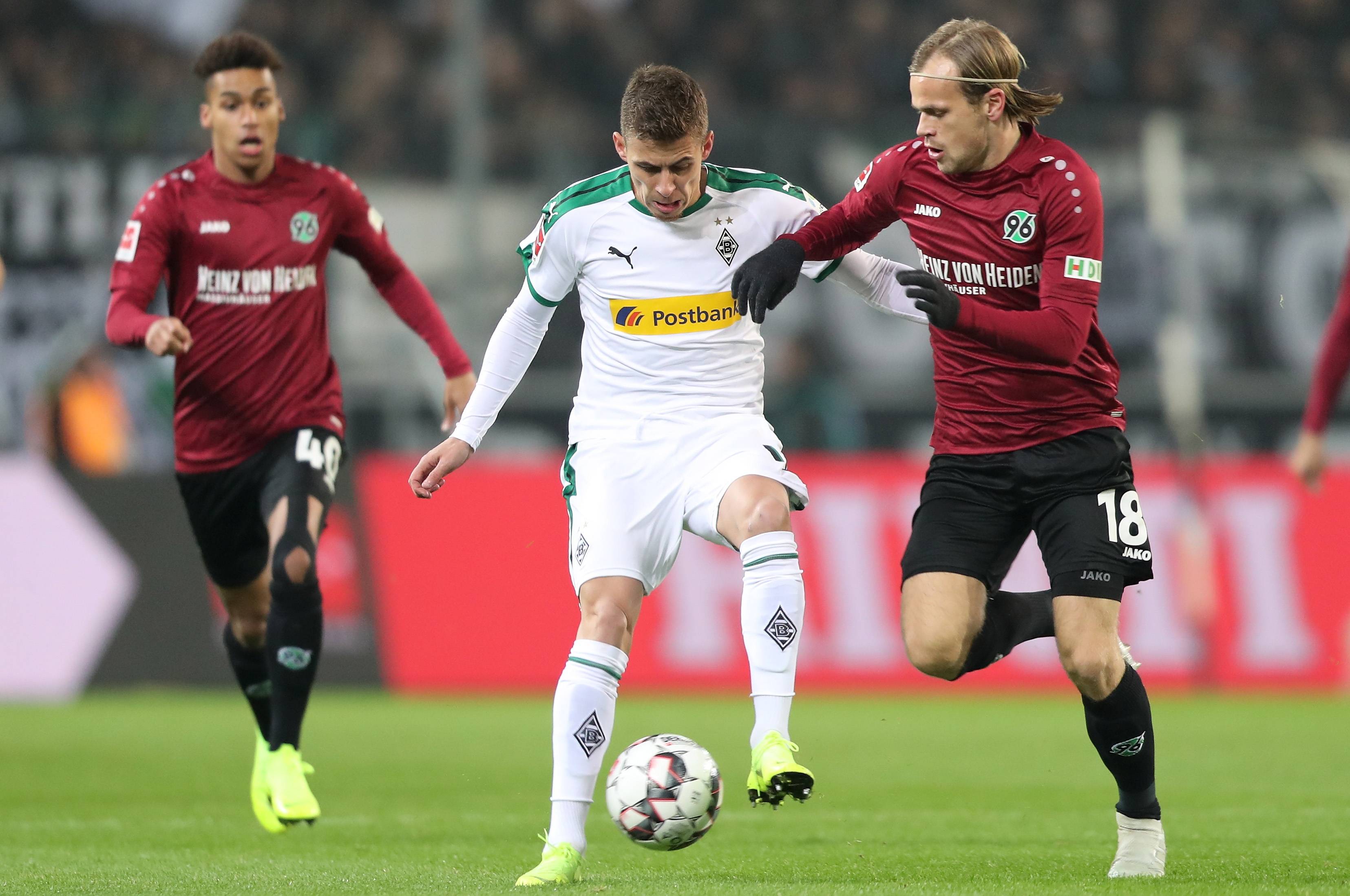 包含沙尔克在主场失利,遭遇三连败的词条 包含沙尔克在主场失利,遭遇三连败的词条