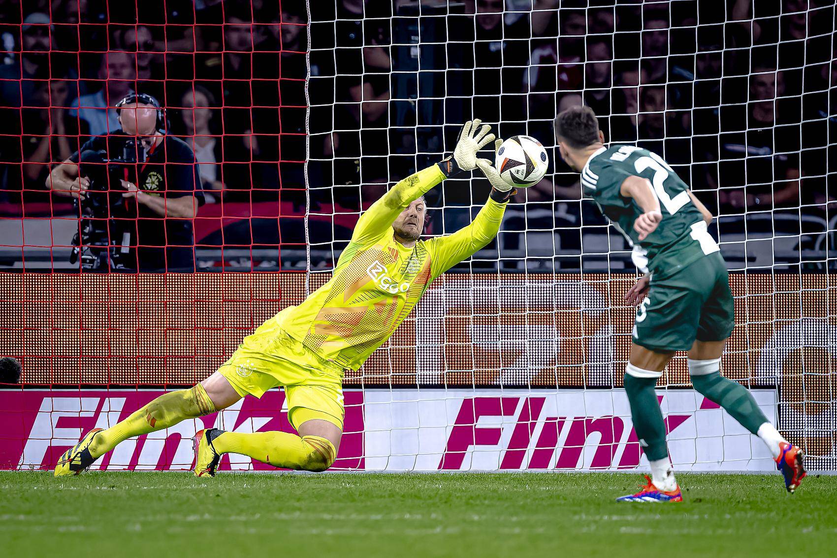 卢森堡队惊险晋级希望渺茫，欧洲杯梦碎的简单介绍