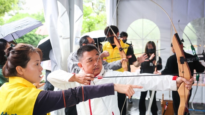 关于蓄势待发:射箭赛场上弓搭箭射动的信息 关于蓄势待发:射箭赛场上弓搭箭射动的信息