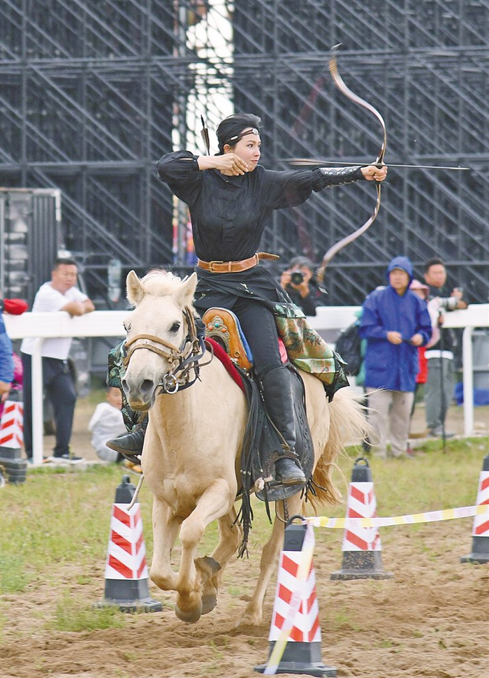 关于蓄势待发:射箭赛场上弓搭箭射动的信息 关于蓄势待发:射箭赛场上弓搭箭射动的信息