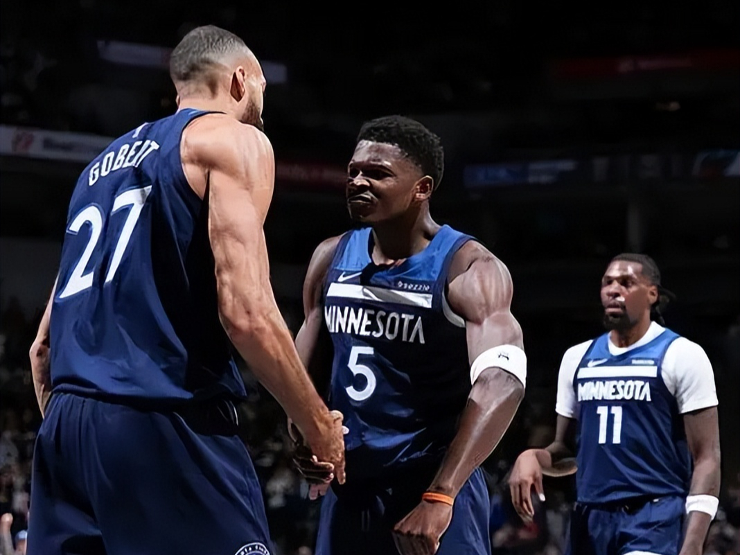 快船面临困境,球队整体素质不足的简单介绍 快船面临困境,球队整体素质不足的简单介绍