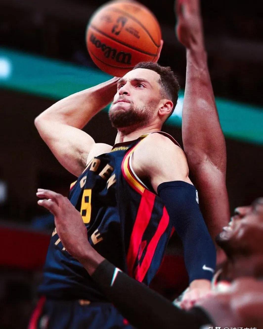 勇士翻盘太阳,拉文统治全场 勇士翻盘太阳,拉文统治全场