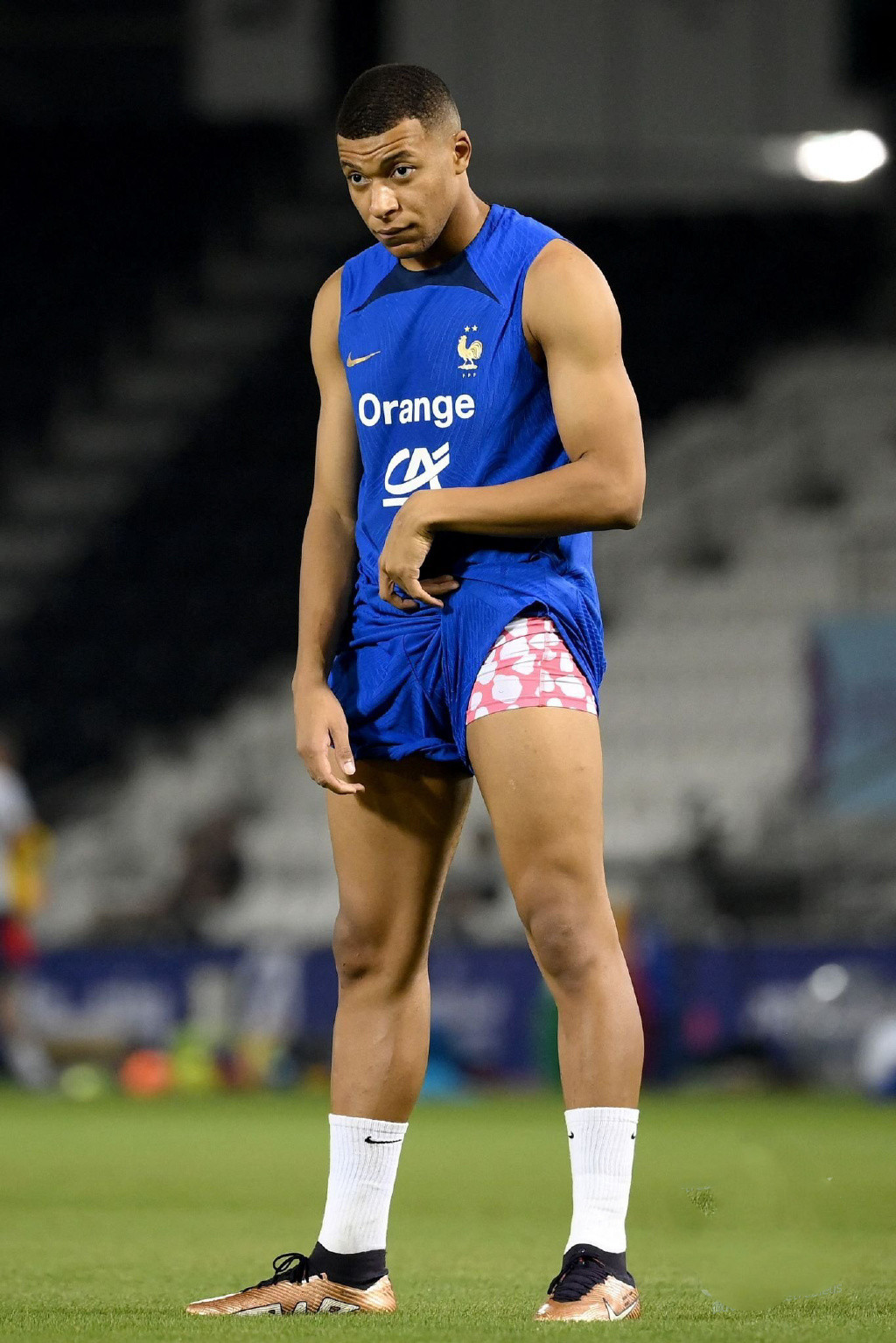 关于厄瓜多尔队力克布基纳法索队，晋级的信息