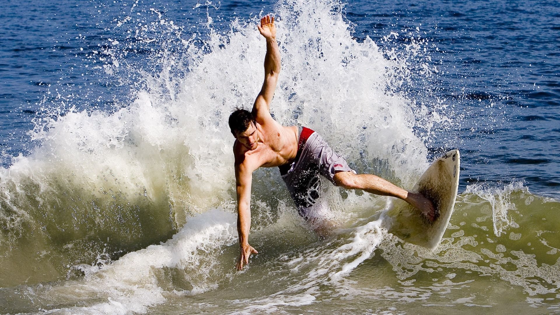 山西逆袭记，米切尔封神一战，中国力量撼动湖人王朝