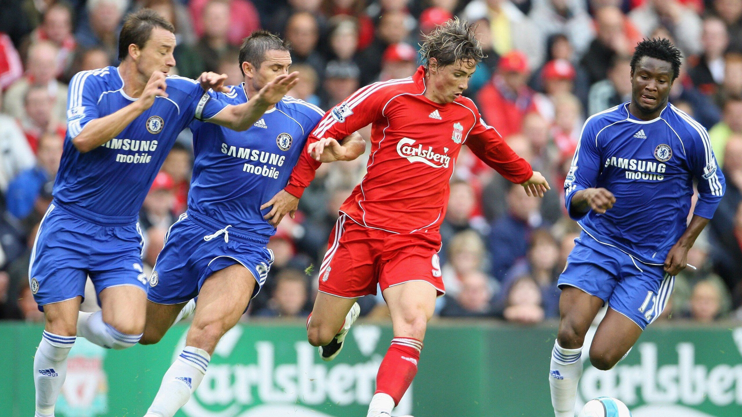 梅西的魔法与奥地利的棋局，当个人英雄主义遭遇战术铁壁