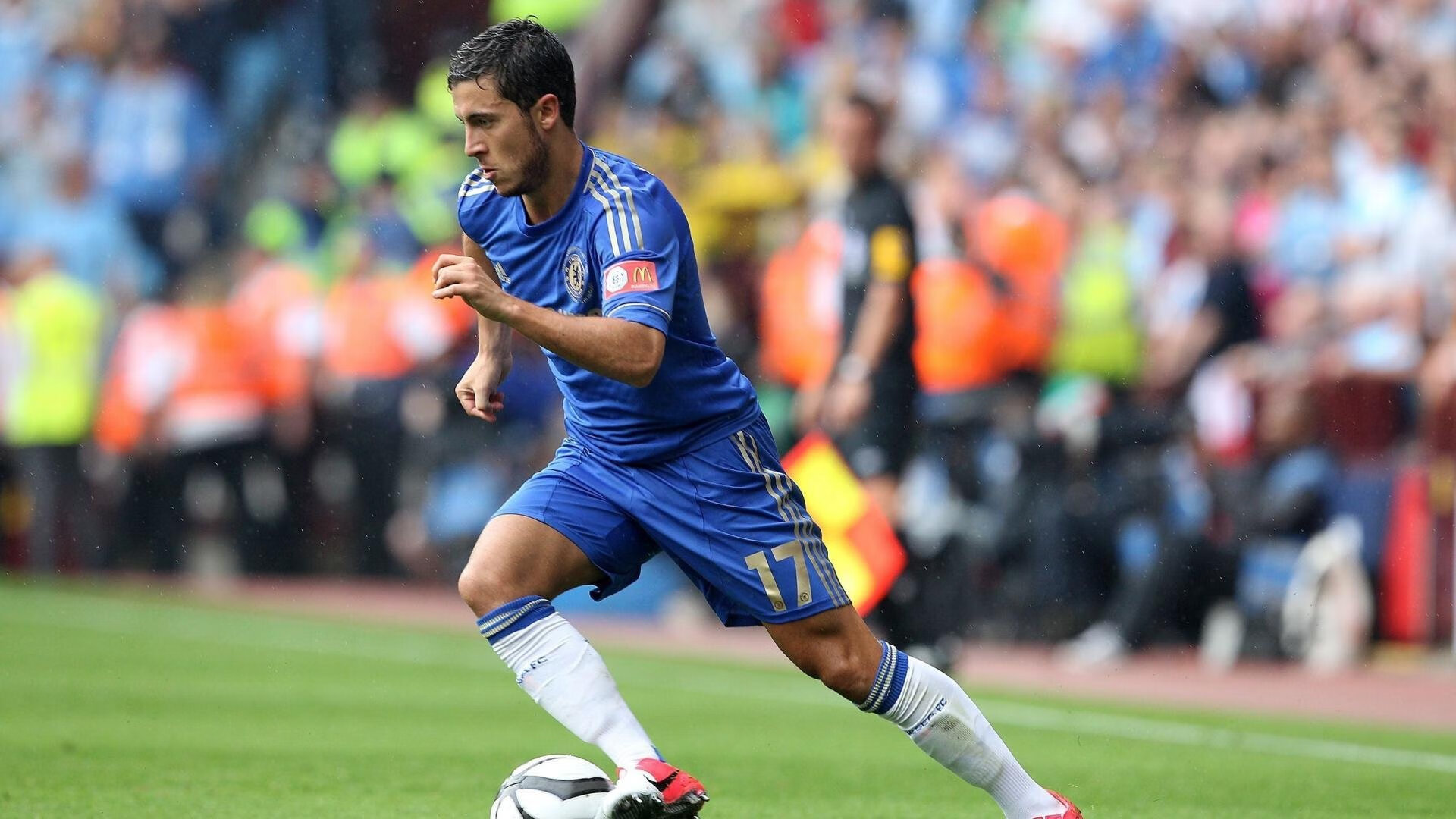 当足球撞上赛车，AC米兰粉碎洪都拉斯，加克波在F1揭幕战接管赛道的跨界隐喻