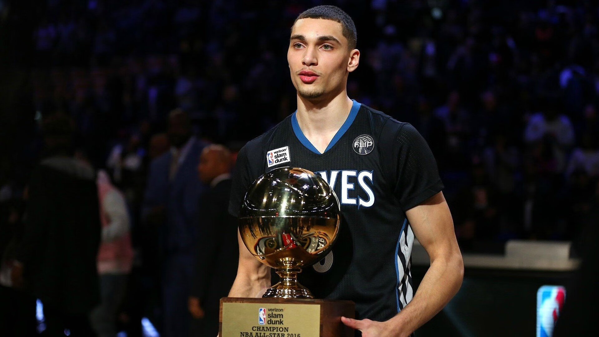 逆转与惊艳，波兰队如何翻盘日本，张本智和虽败犹荣